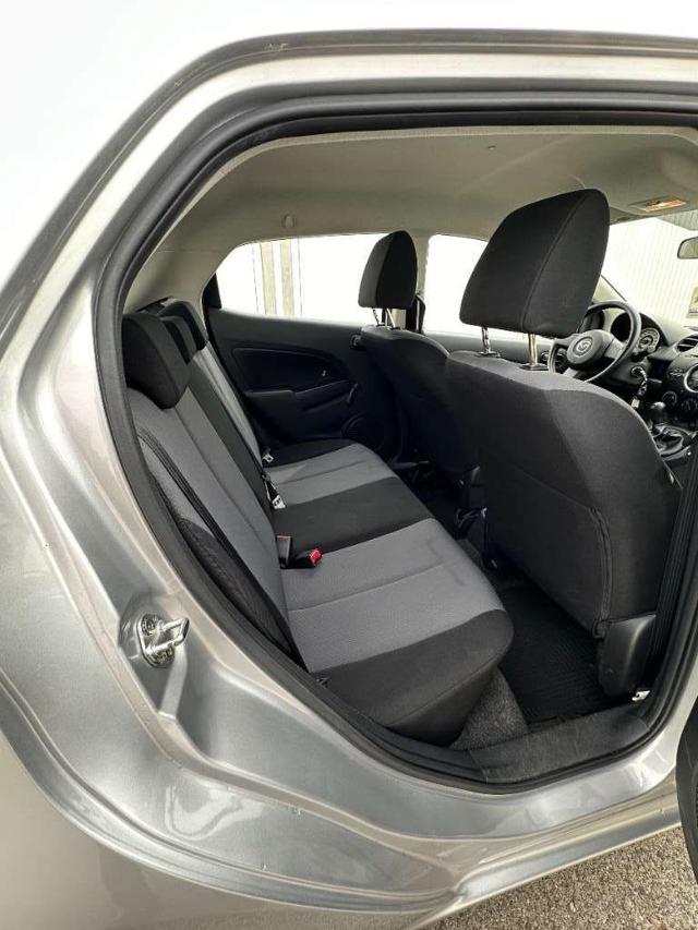 MAZDA 2 usata, con Servosterzo