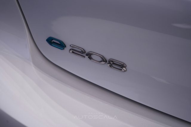 PEUGEOT 208 usata, con Bluetooth