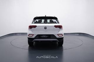 VOLKSWAGEN T-Roc usata, con Autoradio