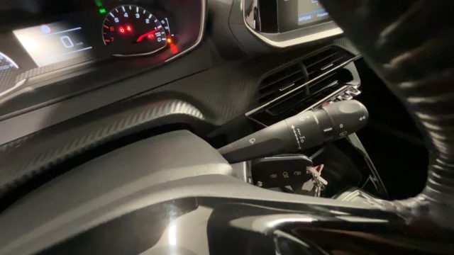PEUGEOT 208 usata, con Controllo trazione