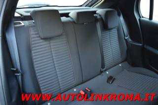 PEUGEOT 208 usata, con USB