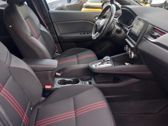 RENAULT Captur usata, con Autoradio digitale