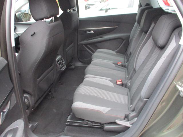 PEUGEOT 5008 usata, con Controllo trazione
