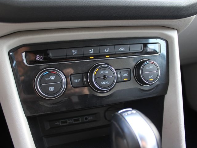 VOLKSWAGEN Tiguan Allspace usata, con Vivavoce
