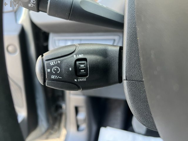 PEUGEOT 208 usata 16