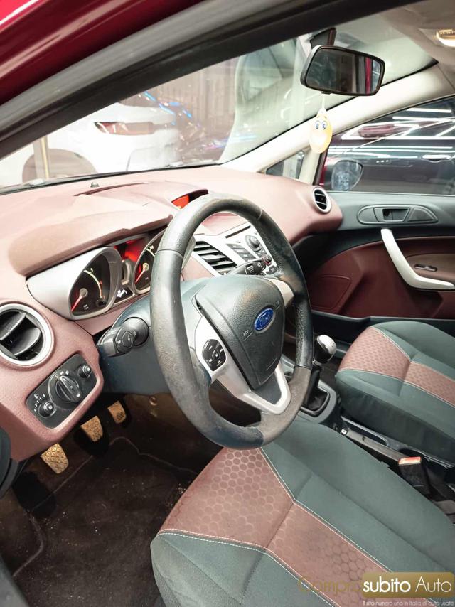 FORD Fiesta usata 27