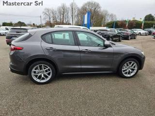 ALFA ROMEO Stelvio usata, con Chiusura centralizzata