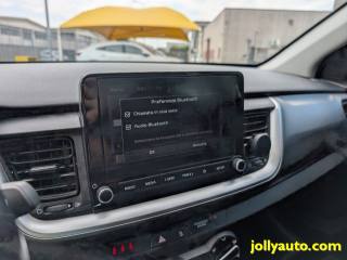 KIA Stonic usata, con USB
