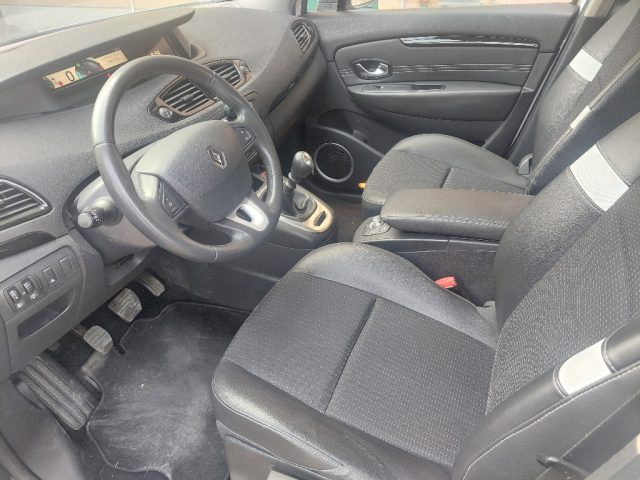 RENAULT Scenic usata, con Alzacristalli elettrici
