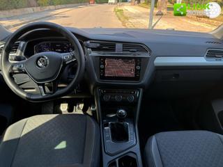 VOLKSWAGEN Tiguan usata, con Autoradio