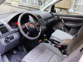 VOLKSWAGEN Touran usata, con Airbag laterali