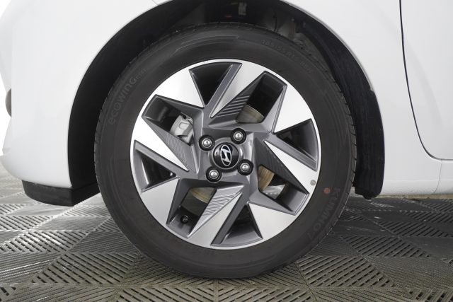 HYUNDAI i10 usata 13