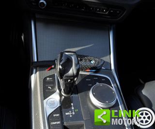 BMW 318 usata, con USB