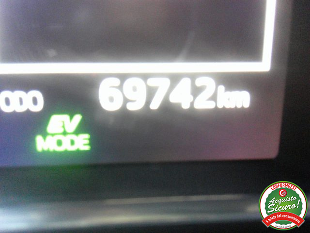 TOYOTA Yaris usata 16