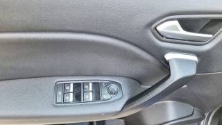 RENAULT Captur usata, con Sistema di navigazione