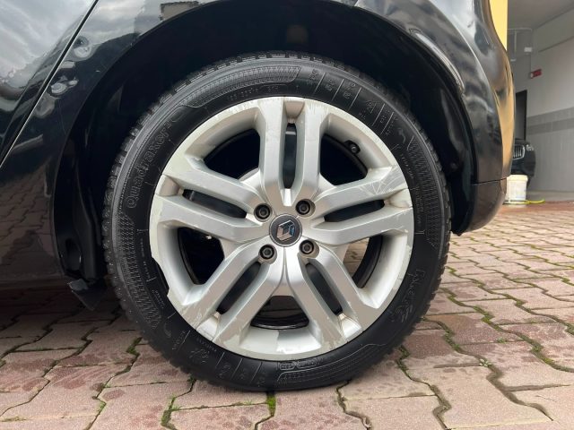 RENAULT Clio usata, con Bluetooth
