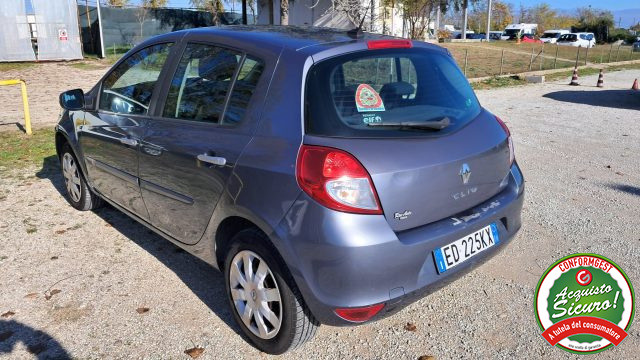 RENAULT Clio usata, con Controllo trazione
