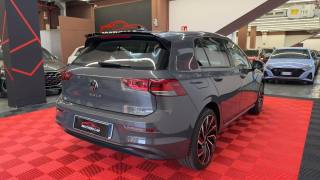 VOLKSWAGEN Golf usata, con Autoradio