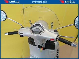 VESPA GTS 300 usata 10