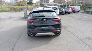 ALFA ROMEO Stelvio usata, con Alzacristalli elettrici