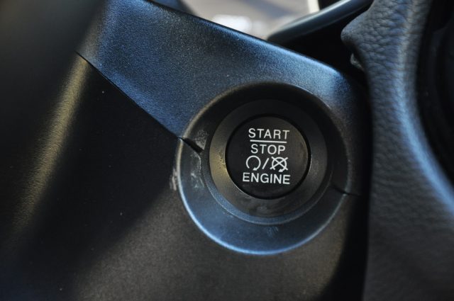 JEEP Compass usata, con Volante in pelle