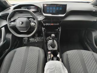 PEUGEOT 2008 usata, con Autoradio