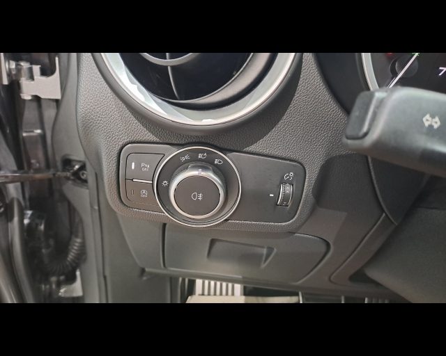 ALFA ROMEO Stelvio usata, con Kit antipanne
