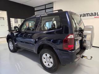 MITSUBISHI Pajero usata, con Autoradio