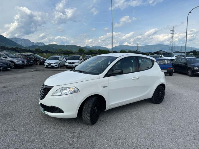 LANCIA Ypsilon usata, con Airbag