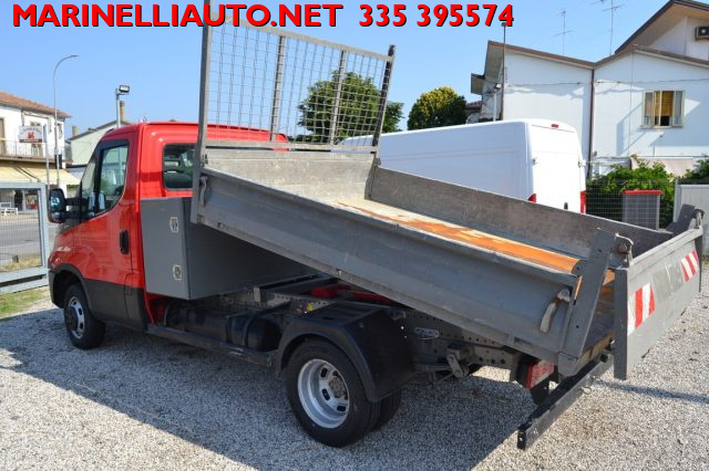 IVECO Daily usata 8