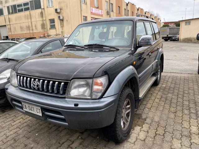 TOYOTA Land Cruiser usata, con Alzacristalli elettrici