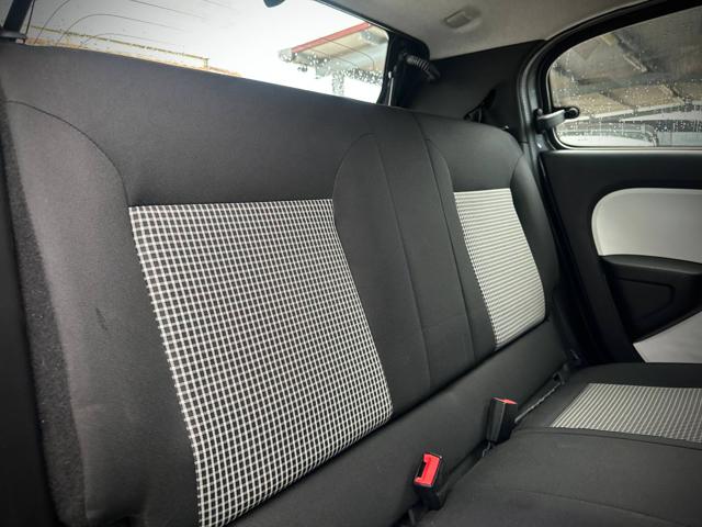 RENAULT Twingo usata 27