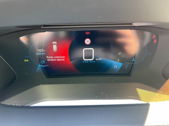 PEUGEOT 208 usata, con Volante in pelle