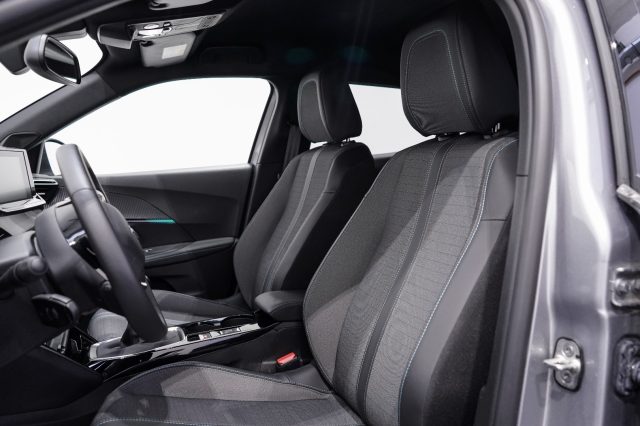 PEUGEOT 2008 usata, con Sistema di navigazione