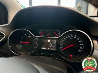 OPEL Crossland X usata, con USB