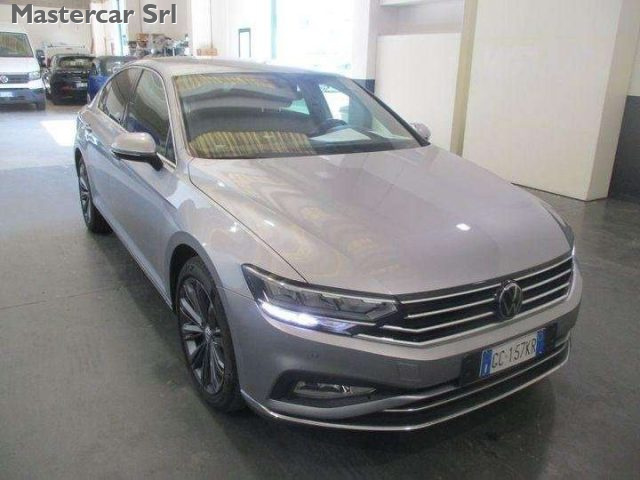 VOLKSWAGEN Passat usata, con Airbag Passeggero