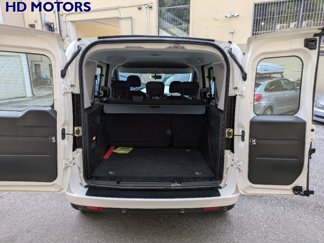 FIAT Doblo usata, con USB