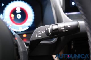 NISSAN Qashqai usata, con Fari LED