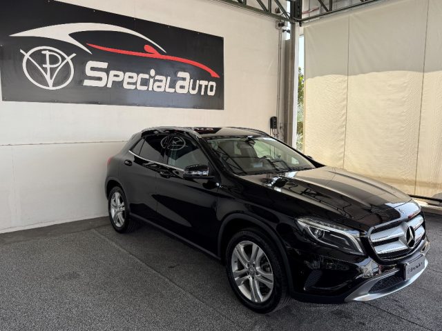 MERCEDES-BENZ GLA 200 usata, con Airbag