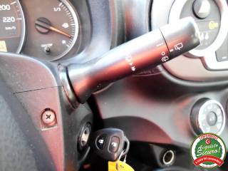 TOYOTA Yaris usata, con Isofix