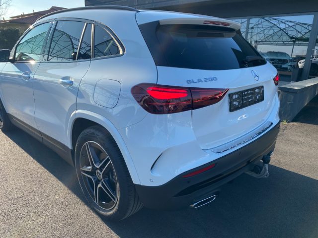 MERCEDES-BENZ GLA 200 usata, con Airbag laterali