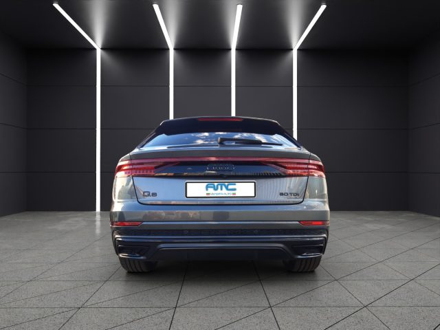 AUDI Q8 usata, con Alzacristalli elettrici