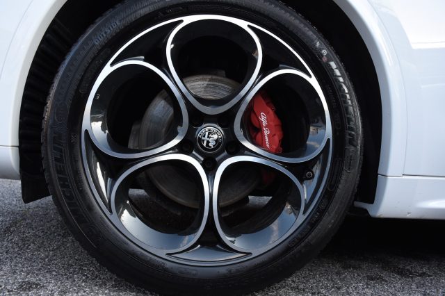 ALFA ROMEO Stelvio usata, con Alzacristalli elettrici