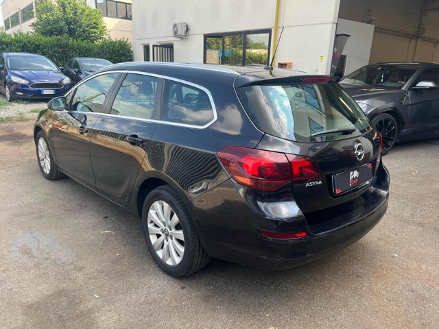 OPEL Astra usata, con Cerchi in lega