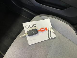 RENAULT Clio usata, con Sedile posteriore sdoppiato