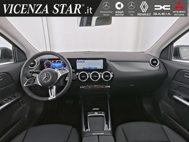 MERCEDES-BENZ GLA 180 usata, con Alzacristalli elettrici