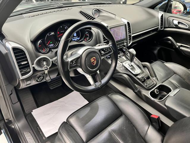 PORSCHE Cayenne usata, con Cronologia tagliandi