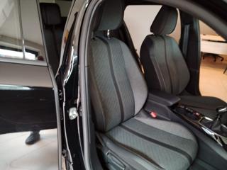 PEUGEOT 2008 usata, con Sedili riscaldati