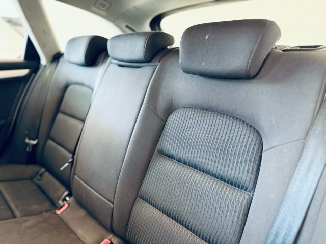 AUDI A4 usata, con Sedile posteriore sdoppiato