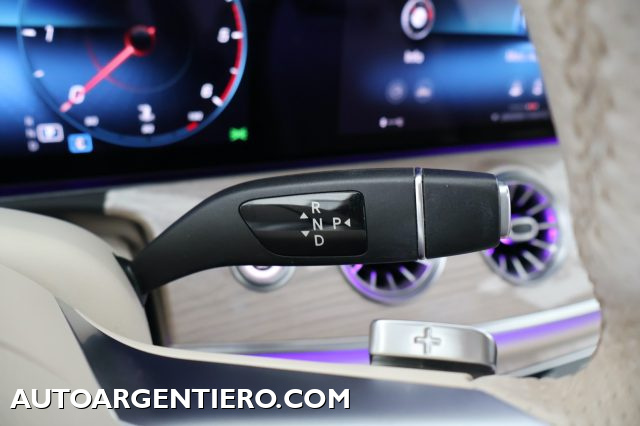 MERCEDES-BENZ E 220 usata, con Controllo elettronico della corsia
